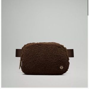 NWT Lululemon Everywhere Fleece Belt Bag